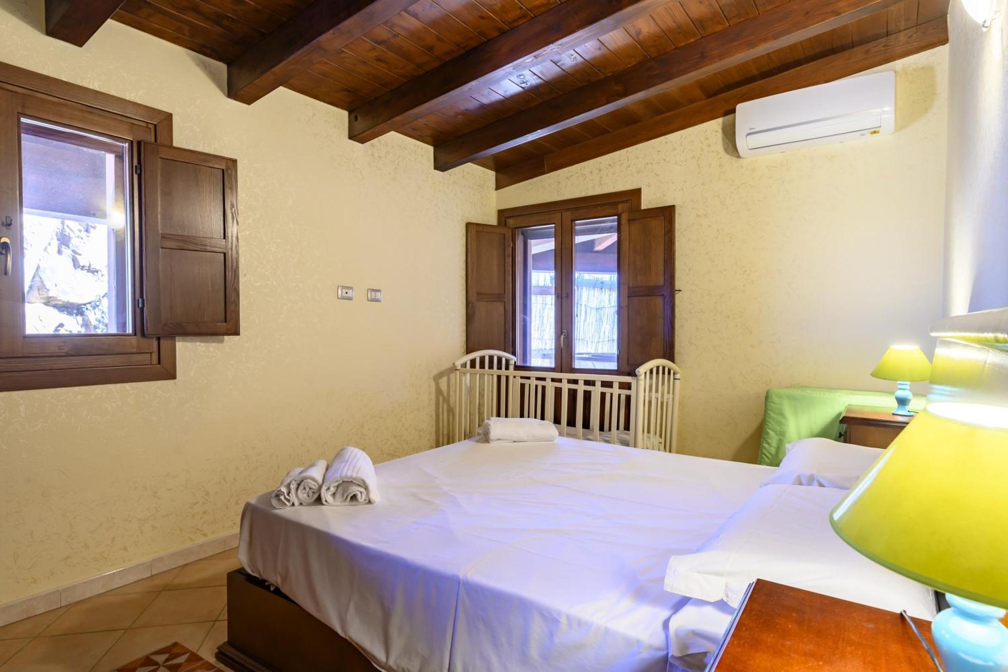 Villa Il Panorama Di Orri Тортоли Экстерьер фото